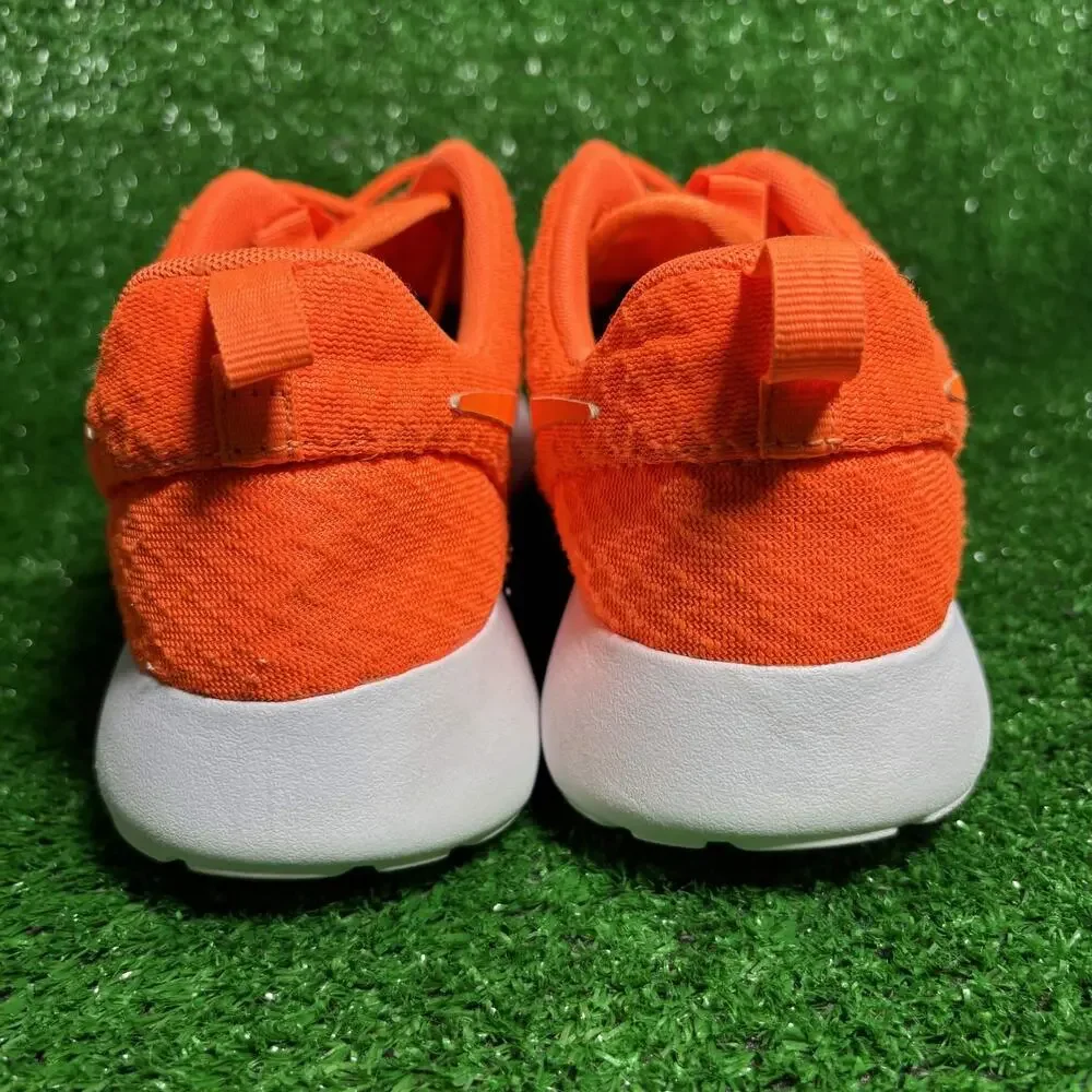 Nike Roshe One Womens 8 Orange White 511882-881 Running Shoes